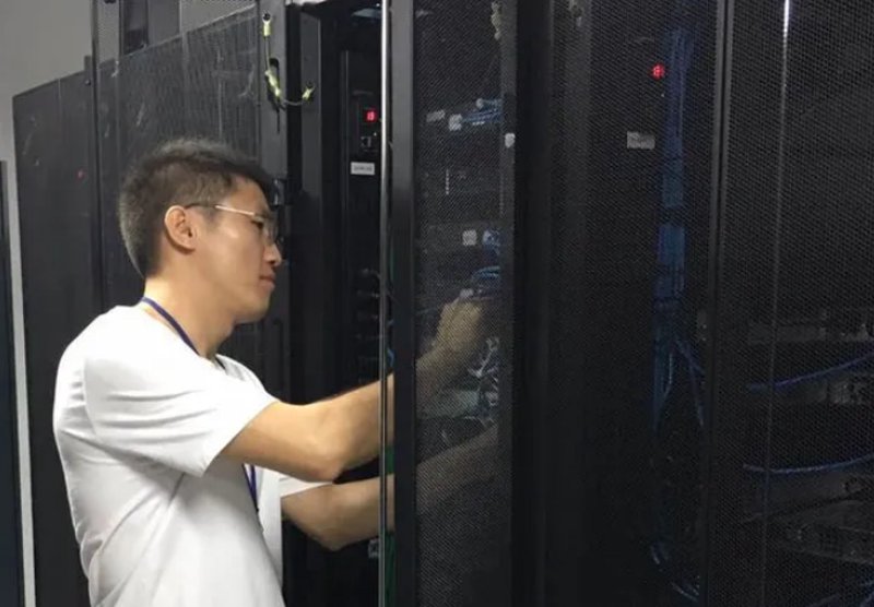 网络运维：构建企业安全稳定的数字基石